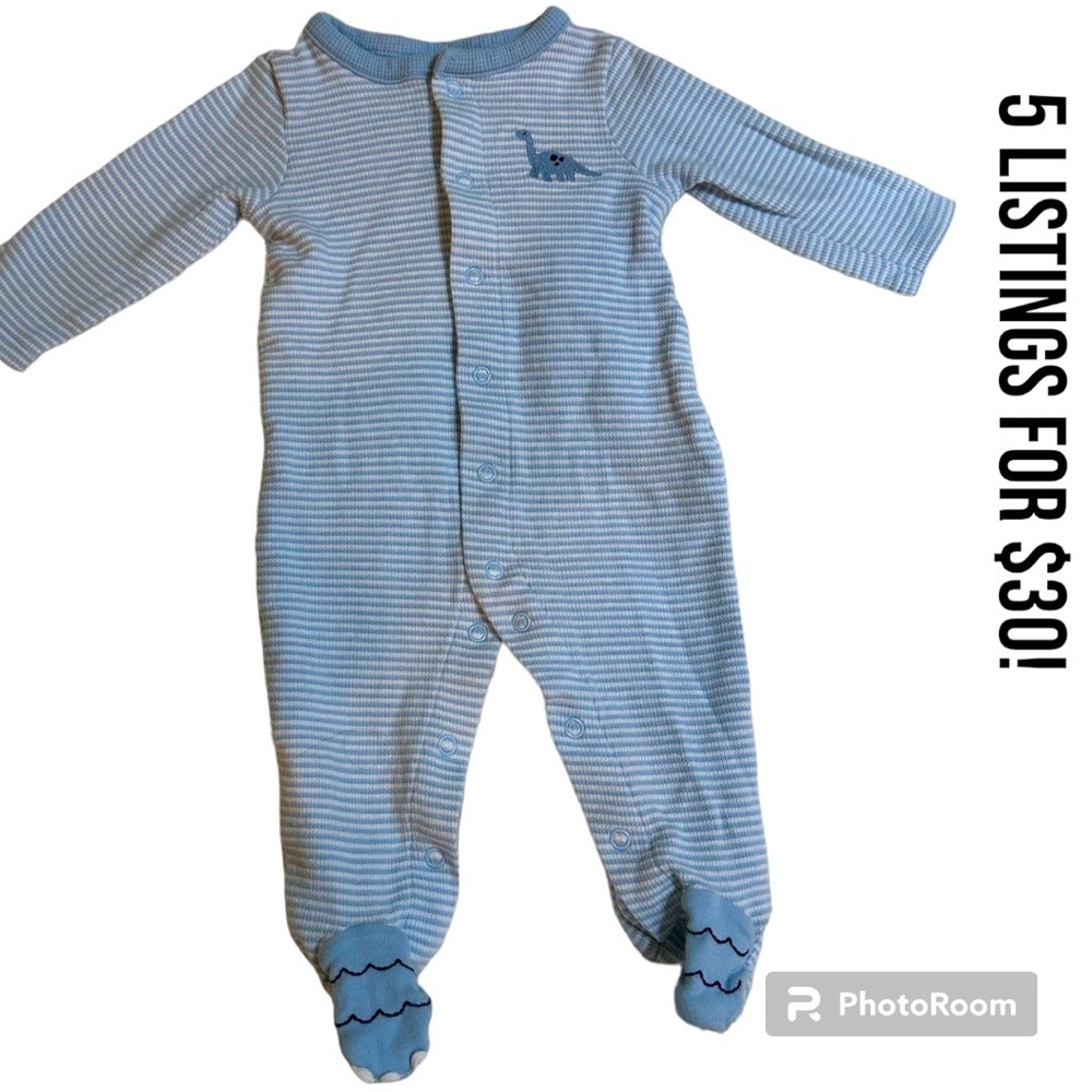 Baby boy Carter’s 6 month footies